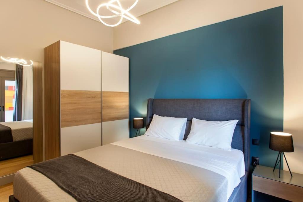 Minimal Loft Art With Sea View Over Heraklion Harbour מראה חיצוני תמונה