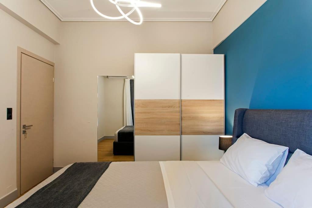 Minimal Loft Art With Sea View Over Heraklion Harbour מראה חיצוני תמונה